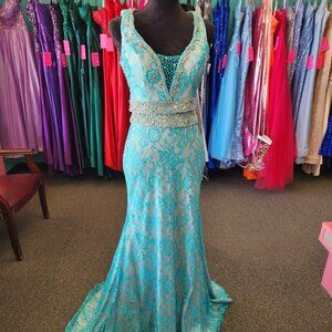 Mori Lee 98010 Size 6 Aqua, Champagne Beaded Lace 2-piece Prom Dress/Formal Gown